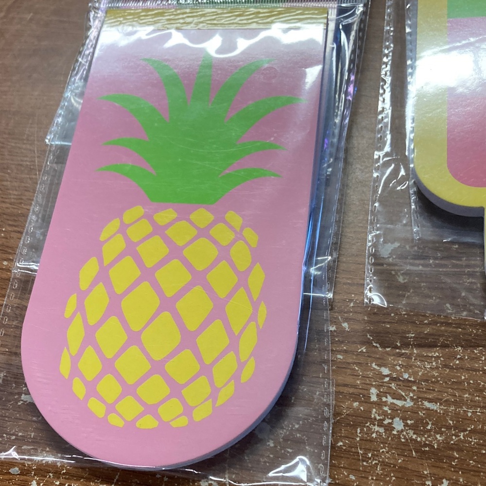 Colorful Notepad and Notebook Set - Picture 6 of 6